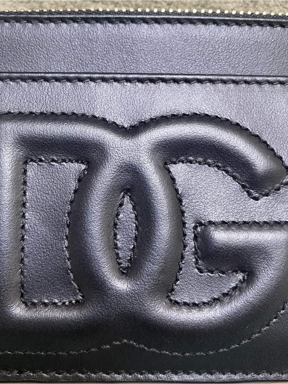 Dolce & Gabbana DG Embossed Leather Zip Card Case - Picture 7 of 8